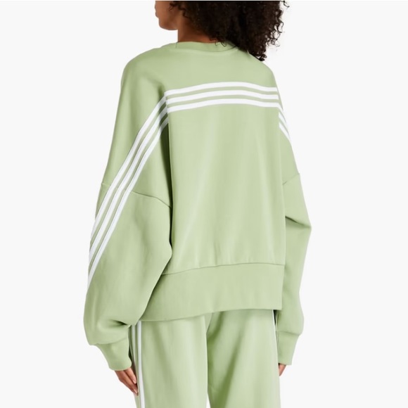 Adidas Future Icons 3 Stripes Sweater. Light green. Lose semi crop, brand new - Picture 2 of 5